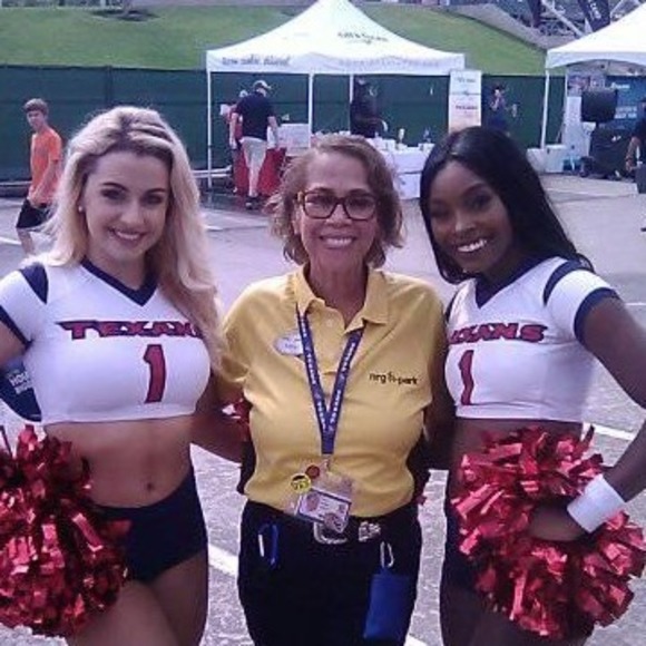 Meet your Posher, Mary - Picture 1 of 1